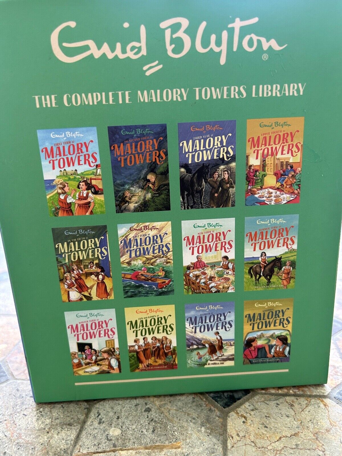 Malory Towers Collection Paperback 12-Book Boxset by Enid Blyton